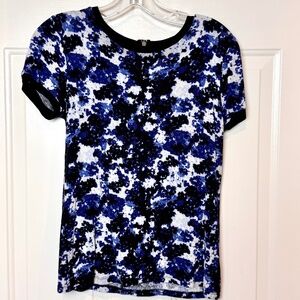 Lauren Ralph Lauren Blue Print Round Neck Zip Tee/Blouse EUC, PS